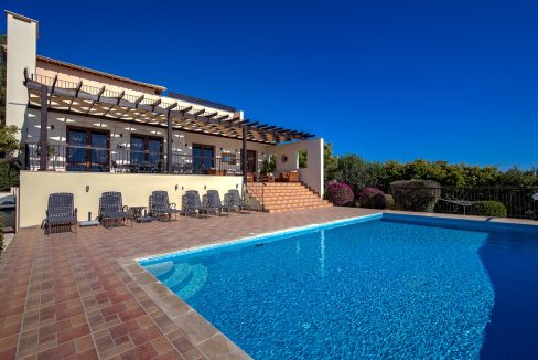 4 Bedroom Sea View Villa For Sale – Eastern Plateau, Aphrodite Hills, Paphos: ID 1030 15 - ID 1030 - Comark Estates