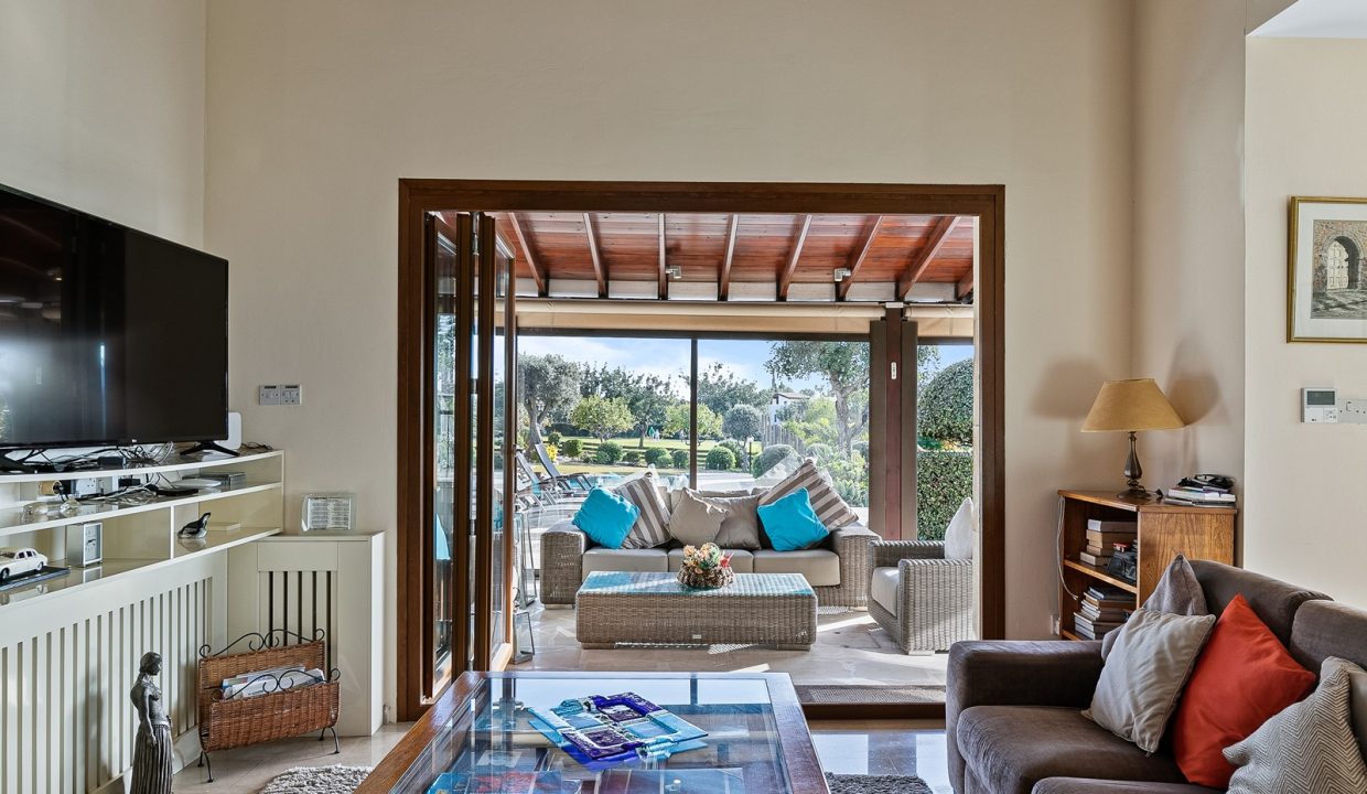 4 Bedroom Villa For Sale – Western Plateau, Aphrodite Hills, Paphos: ID 1025 04 - ID 1025 - Comark Estates
