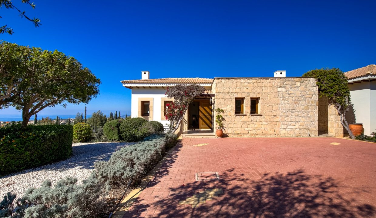 4 Bedroom Sea View Villa For Sale – Eastern Plateau, Aphrodite Hills, Paphos: ID 1026 21 - ID 1026 - Comark Estates
