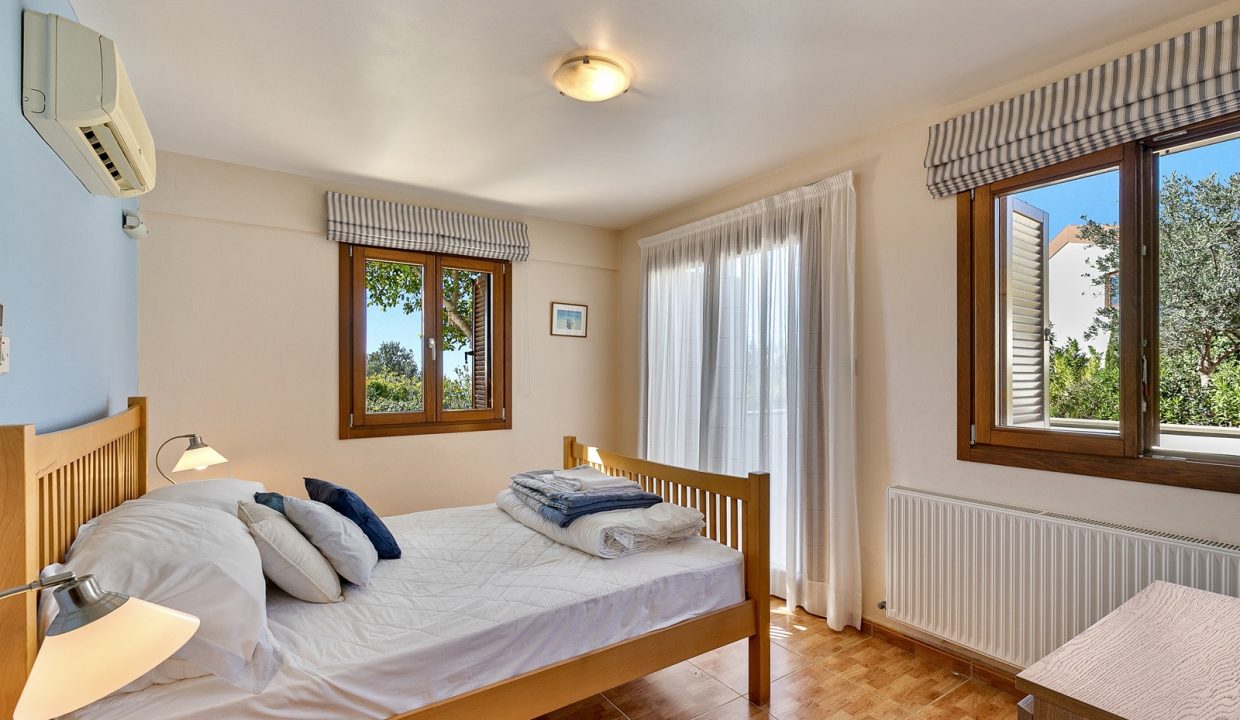 4 Bedroom Sea View Villa For Sale – Eastern Plateau, Aphrodite Hills, Paphos: ID 1026 28 - ID 1026 - Comark Estates