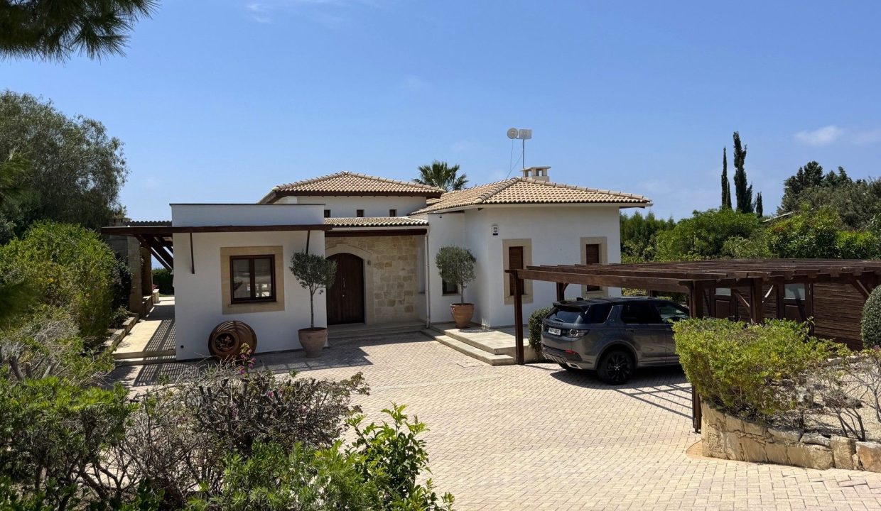 4 Bedroom Villa - Long Term Rental, Eastern Plateau, Aphrodite Hills, Paphos: ID 1043 01 - ID 1043 - Comark Estates