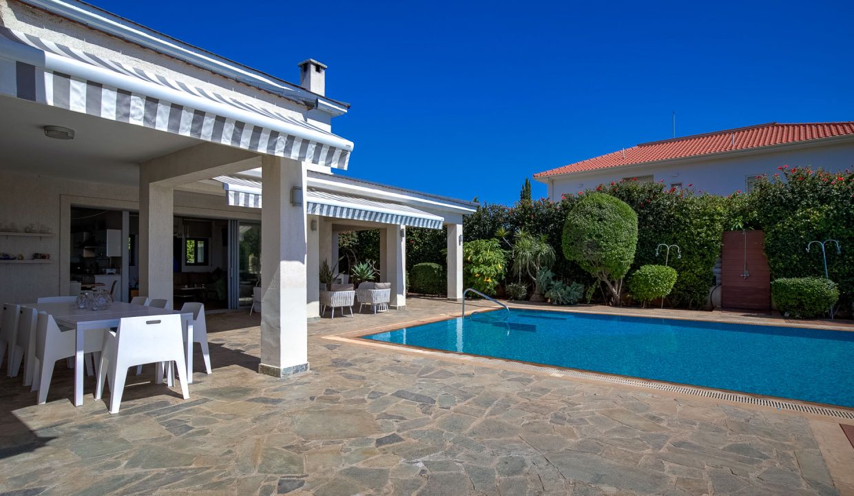 6 Bedroom Villa For Sale - Konia, Paphos: ID 1031 36 - ID 1031 - Comark Estates