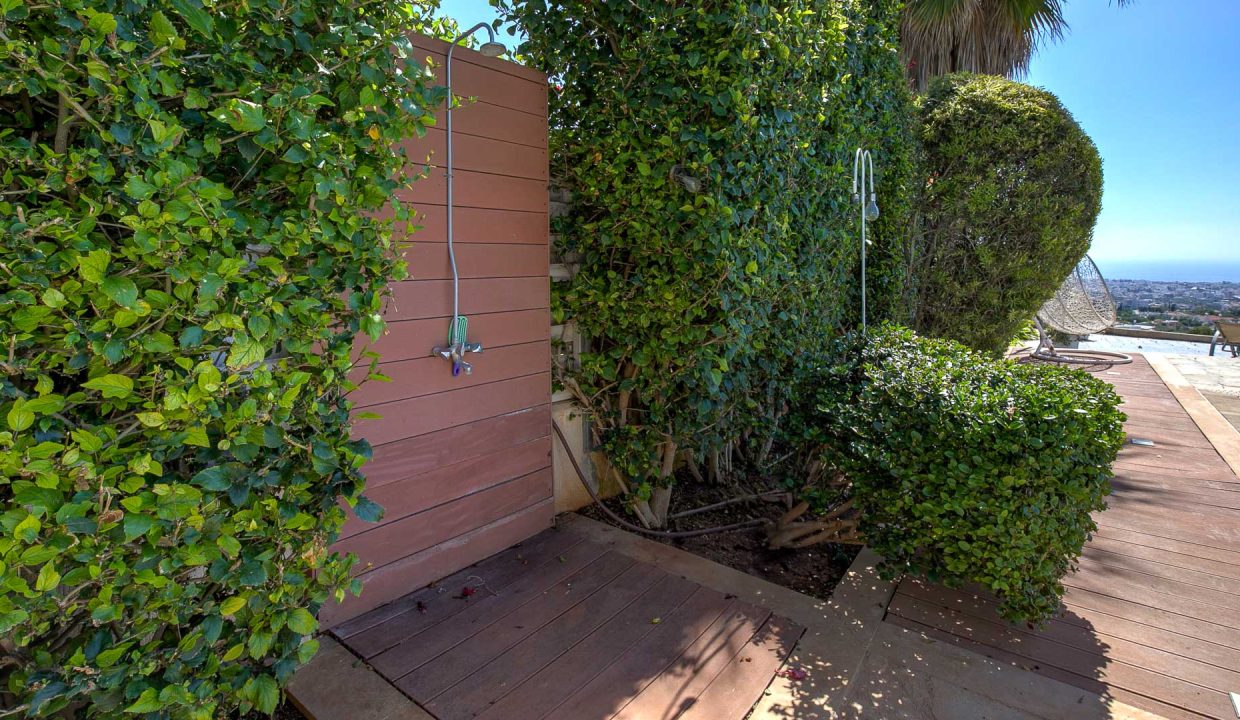 6 Bedroom Villa For Sale - Konia, Paphos: ID 1031 37 - ID 1031 - Comark Estates