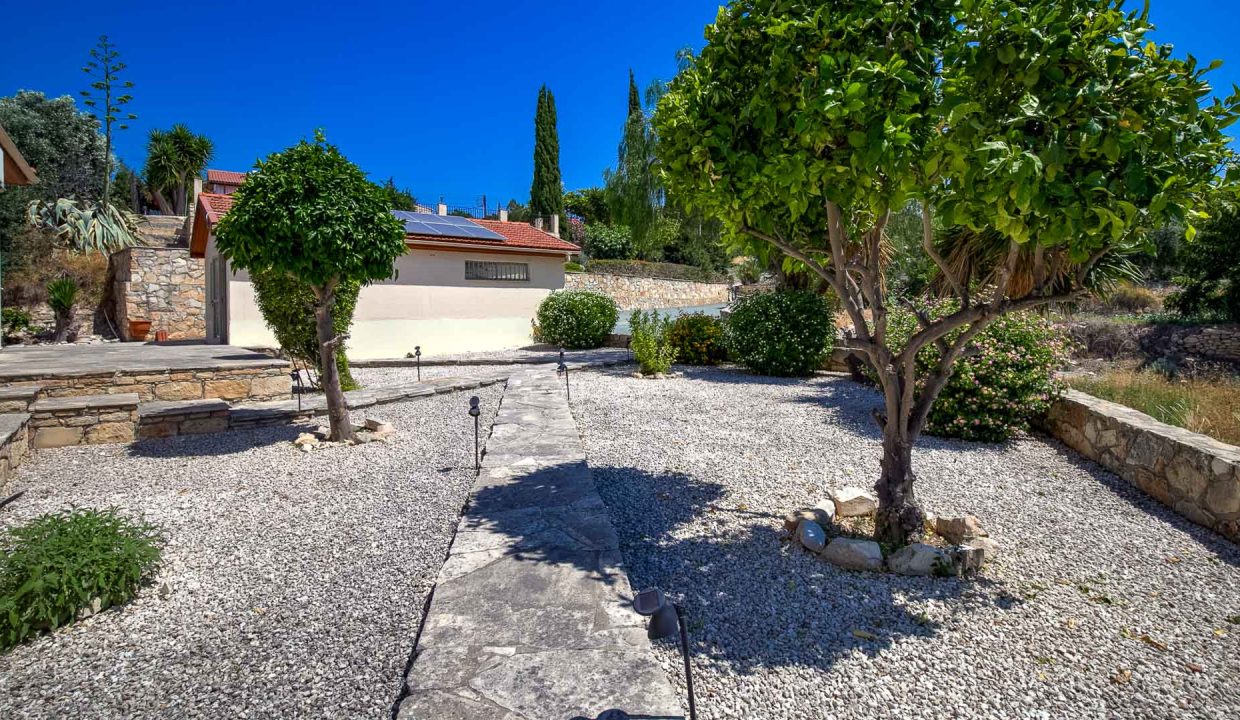 3 Bedroom Bungalow For Sale - Prastio Village, Limassol: ID 1049 36 - ID 1049 - Comark Estates