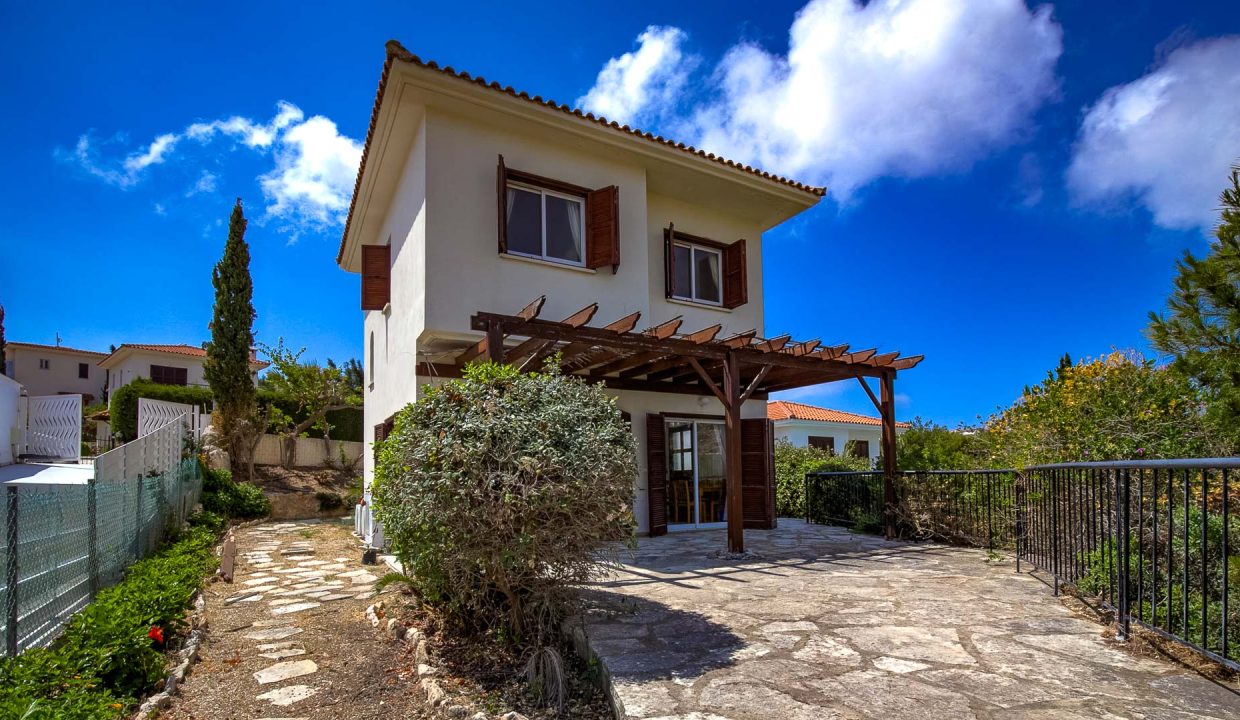 2 Bedroom Villa For Sale - Pissouri, Pissouri Village, Limassol: ID 1039 16 - ID 1039 - Comark Estates
