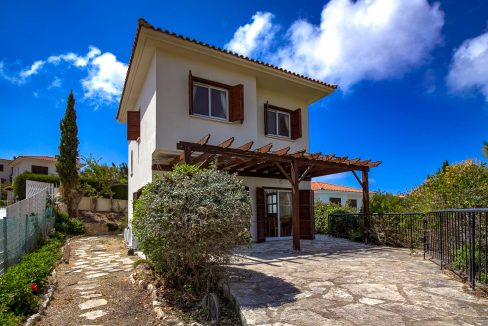 2 Bedroom Villa For Sale - Pissouri, Pissouri Village, Limassol: ID 1039 16 - ID 1039 - Comark Estates