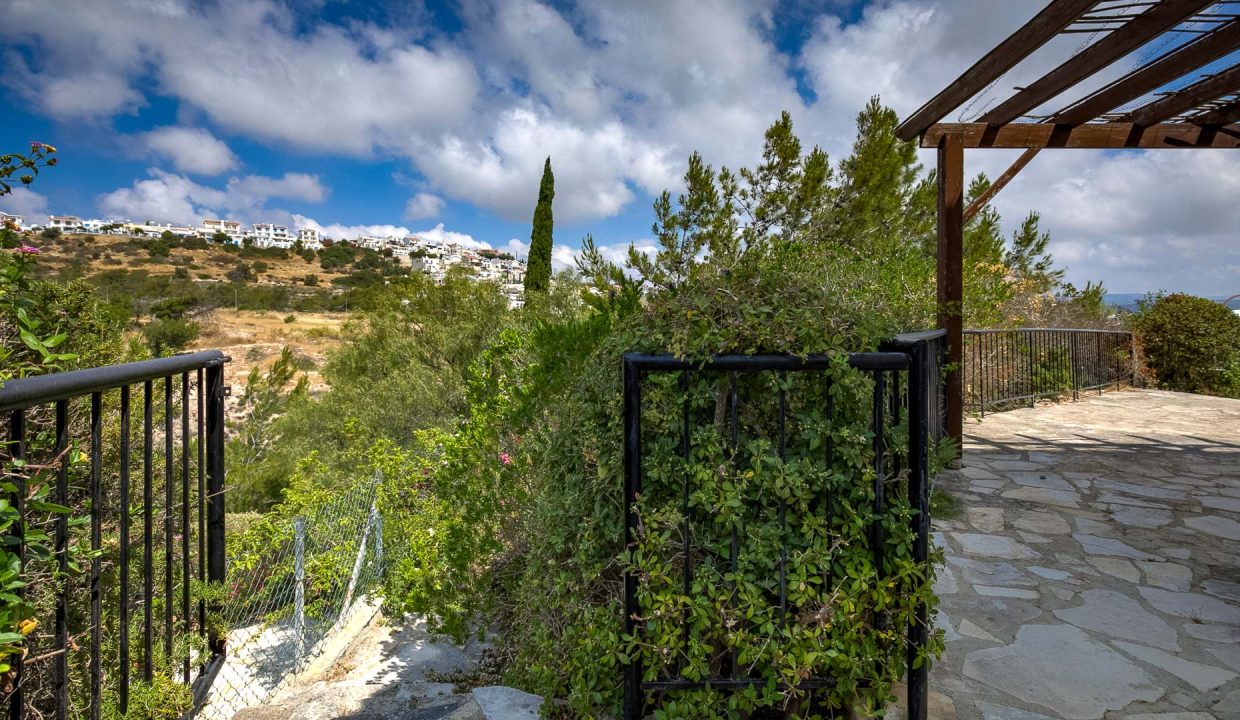 2 Bedroom Villa For Sale - Pissouri, Pissouri Village, Limassol: ID 1039 08 - ID 1039 - Comark Estates