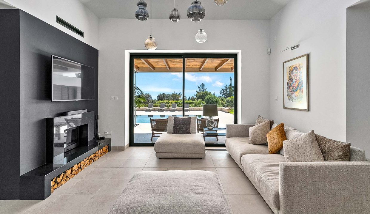 4 Bedroom Villa For Sale - Eastern Plateau, Aphrodite Hills, Paphos: ID 1057 24 – ID 1057 - Comark Estates
