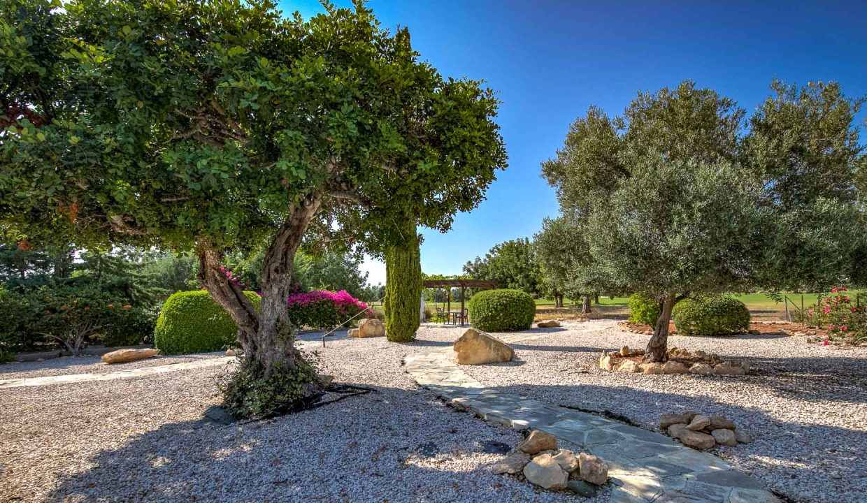 2 Bedroom Villa For Sale – Eastern Plateau, Aphrodite Hills, Paphos: ID 1032 26 - ID 1032 - Comark Estates