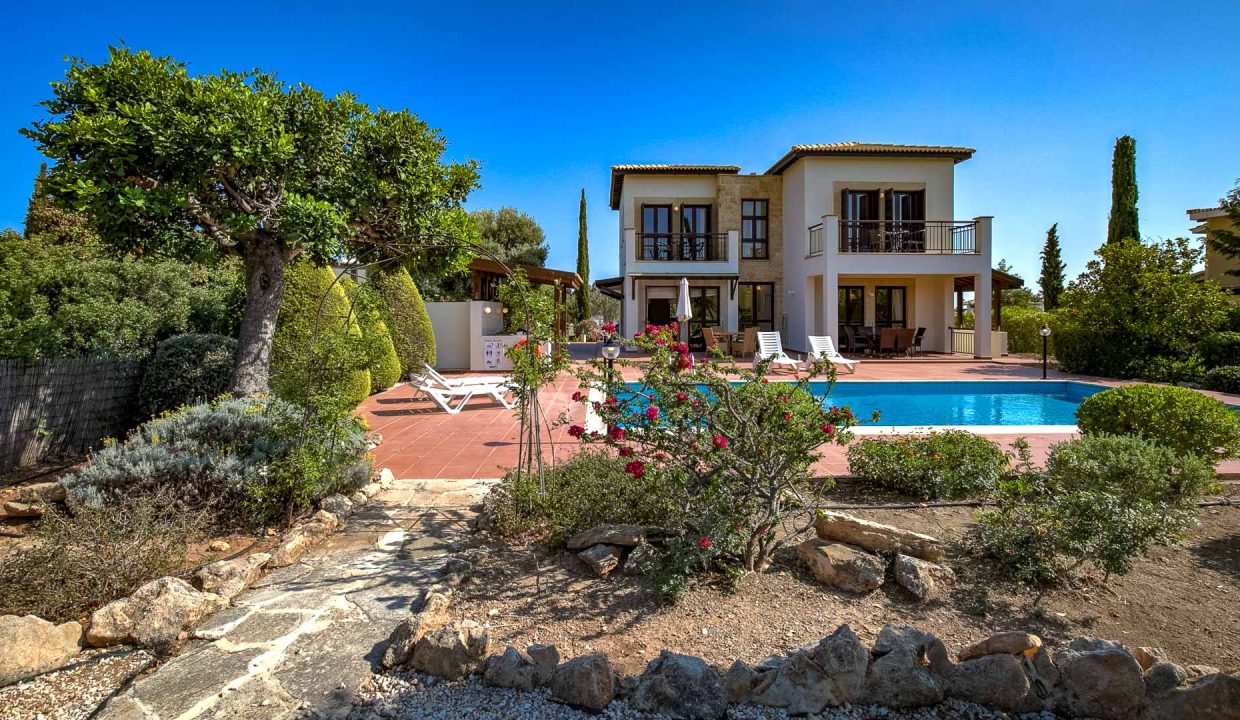 2 Bedroom Villa For Sale – Eastern Plateau, Aphrodite Hills, Paphos: ID 1032 27 - ID 1032 - Comark Estates