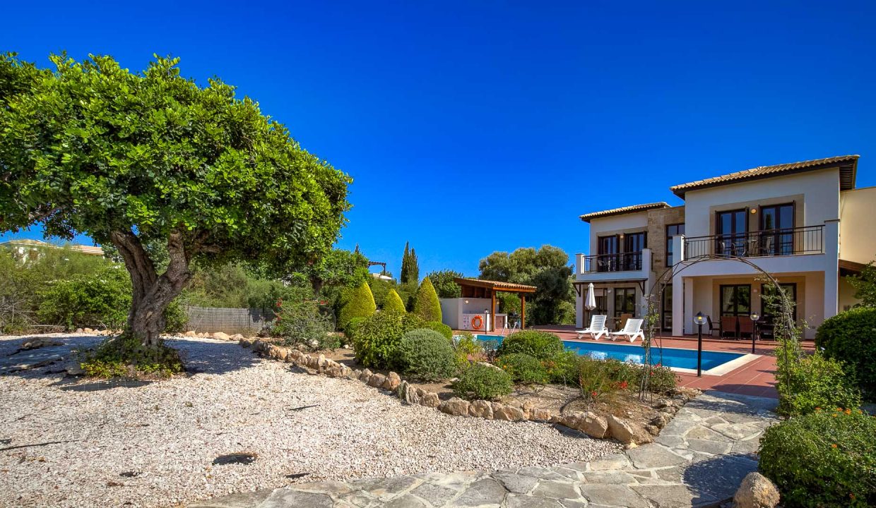 2 Bedroom Villa For Sale – Eastern Plateau, Aphrodite Hills, Paphos: ID 1032 29 - ID 1032 - Comark Estates