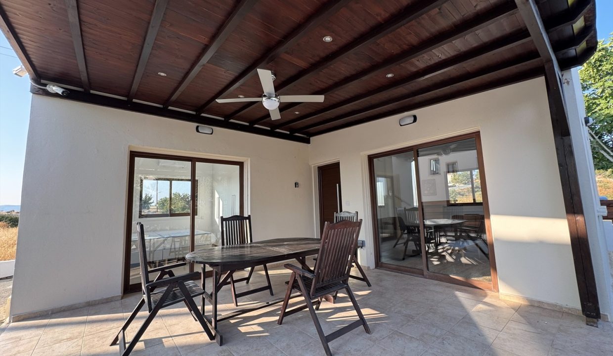2 Bedroom Villa - Long Term Rental, Secret Valley/Venus Rock, Kouklia, Paphos: 1051 09 - ID 1051 - Comark Estates