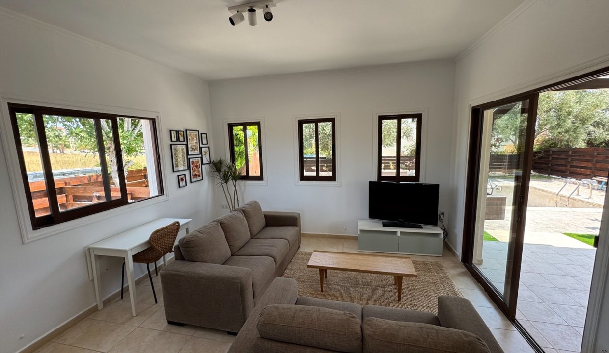 2 Bedroom Villa - Long Term Rental, Secret Valley/Venus Rock, Kouklia, Paphos: 1051 03 - ID 1051 - Comark Estates