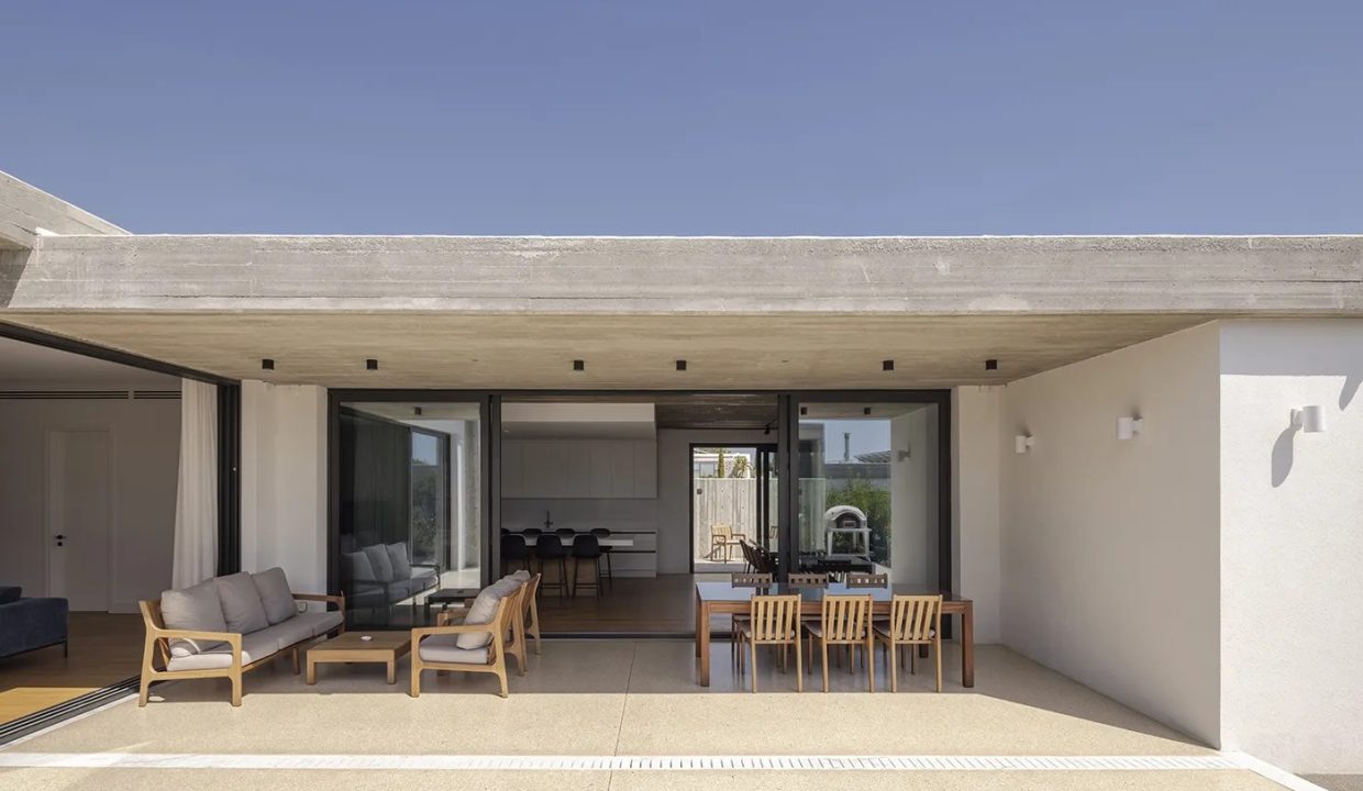 4 Bedroom Villa For Sale - Agia Marinouda, Geroskipou, Paphos: ID 1061 17 - ID 1061 - Comark Estates