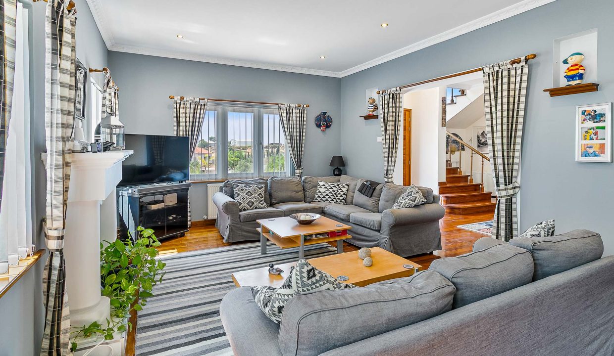 5 Bedroom Villa For Sale - Episkopi, Episkopi Village, Limassol: ID 1077 13 - ID 1077 - Comark Estates
