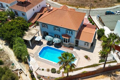 5 Bedroom Villa For Sale - Episkopi, Episkopi Village, Limassol: ID 1077 40 - ID 1077 - Comark Estates