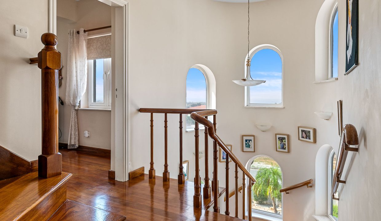 5 Bedroom Villa For Sale - Episkopi, Episkopi Village, Limassol: ID 1077 19 - ID 1077 - Comark Estates