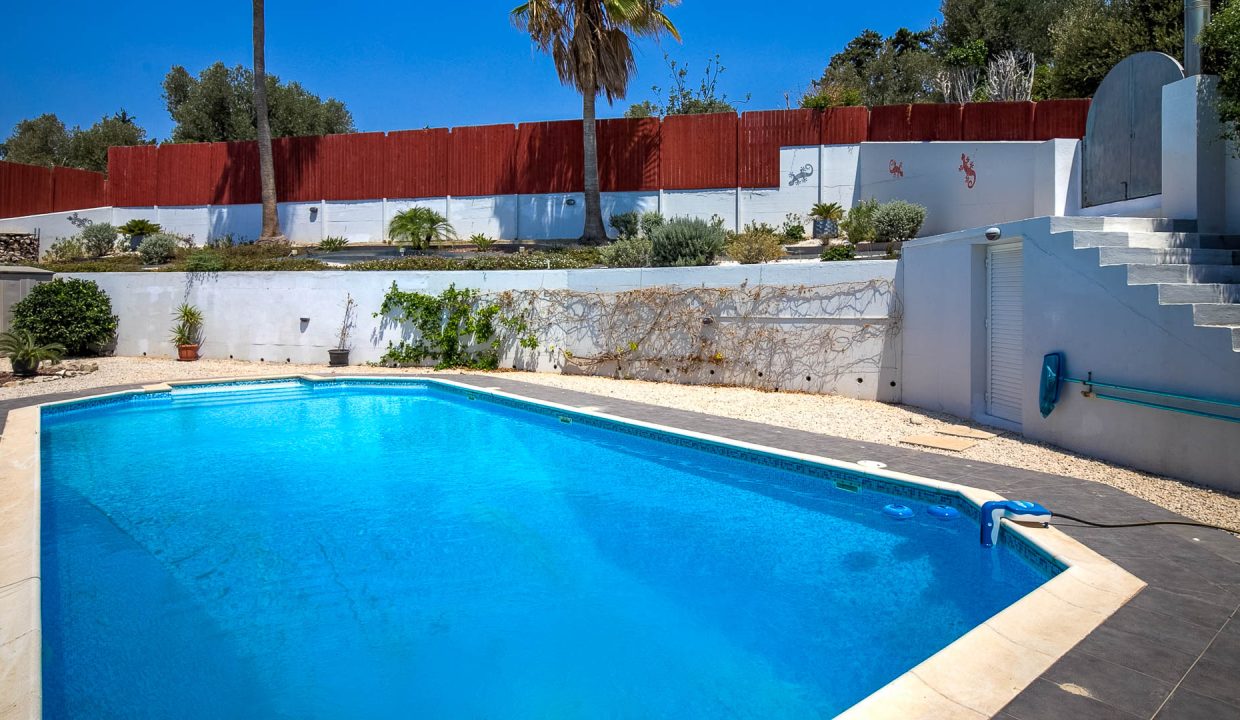5 Bedroom Villa For Sale - Episkopi, Episkopi Village, Limassol: ID 1077 35 - ID 1077 - Comark Estates