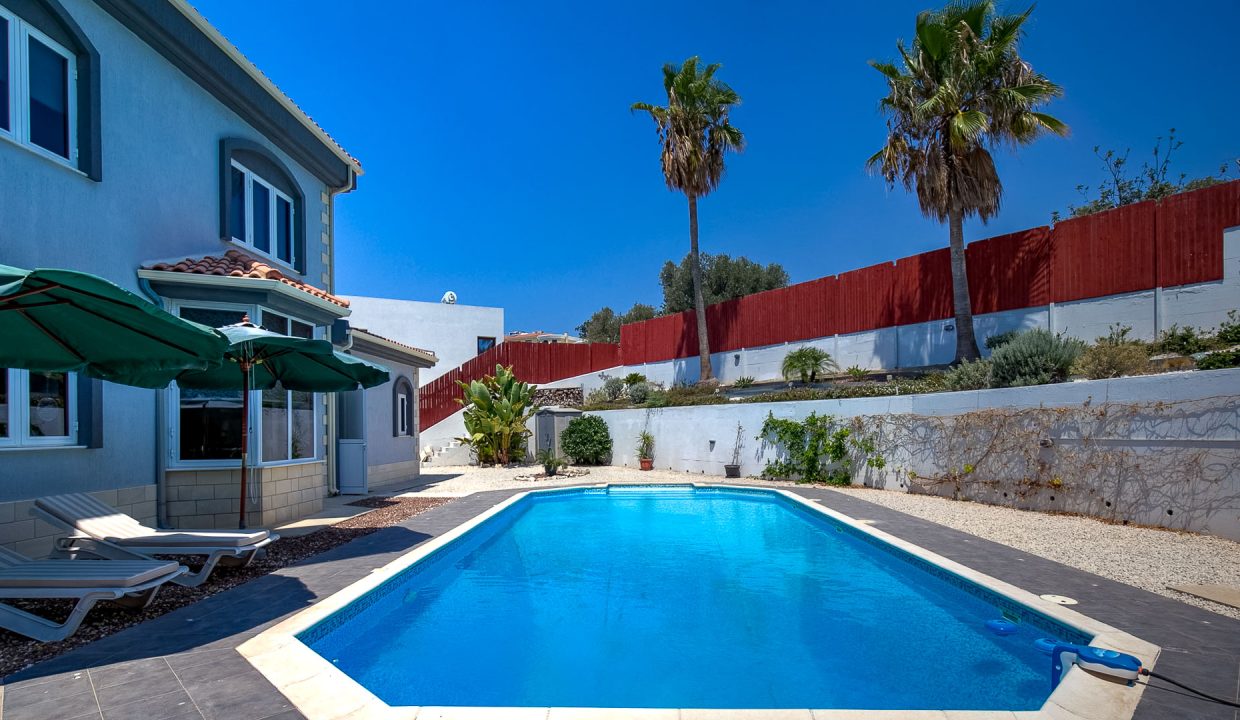 5 Bedroom Villa For Sale - Episkopi, Episkopi Village, Limassol: ID 1077 36 - ID 1077 - Comark Estates