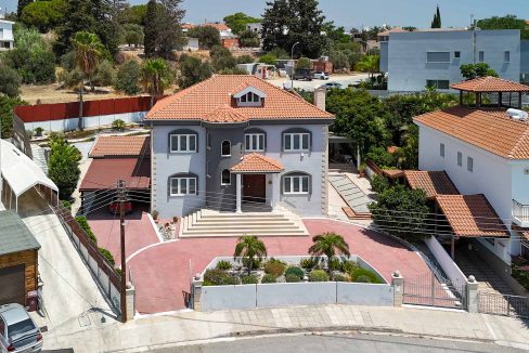 5 Bedroom Villa For Sale - Episkopi, Episkopi Village, Limassol: ID 1077 02 - ID 1077 - Comark Estates