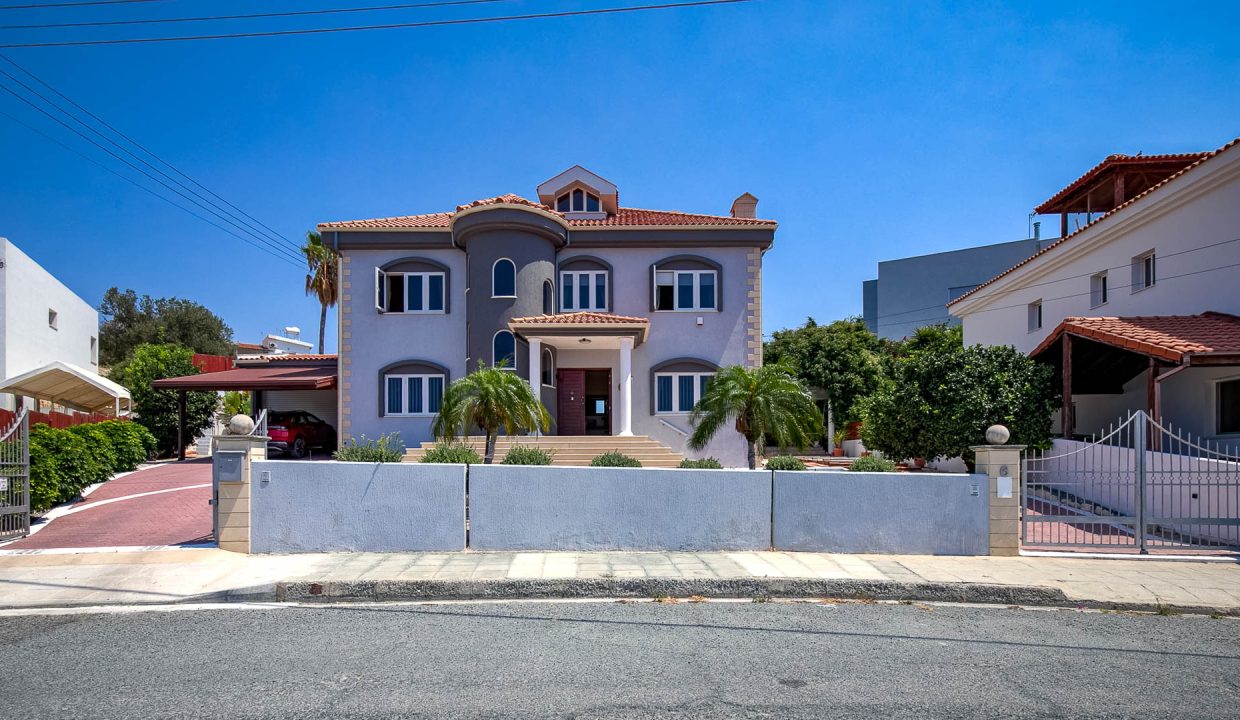 5 Bedroom Villa For Sale - Episkopi, Episkopi Village, Limassol: ID 1077 01 - ID 1077 - Comark Estates