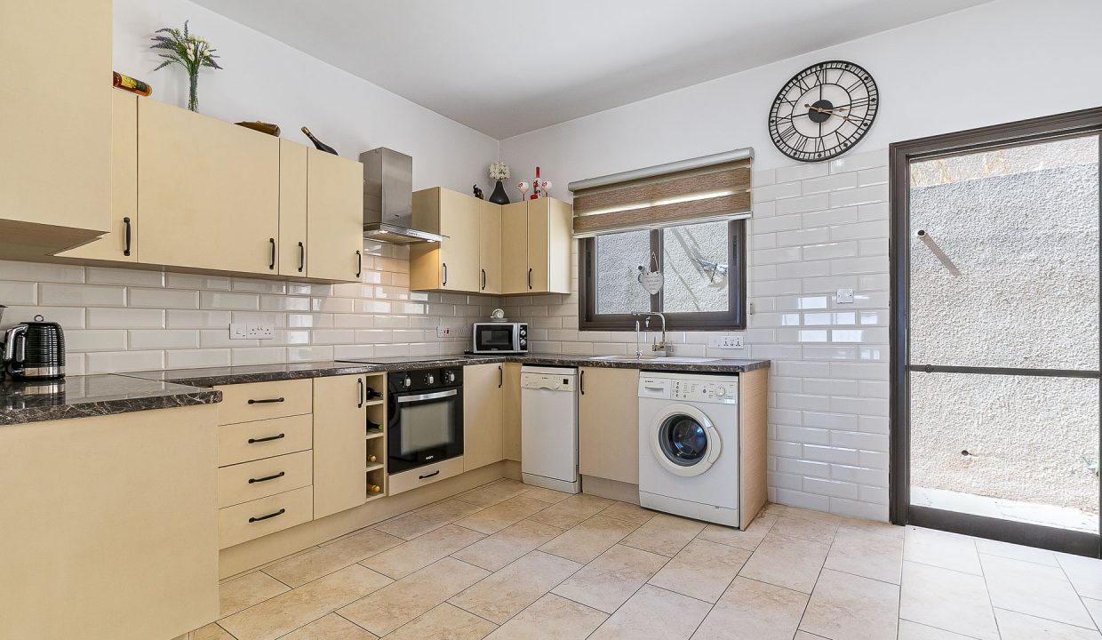 2 Bedroom Townhouse For Sale - Kouklia Village, Paphos: ID 1062 12 - ID 1062 - Comark Estates