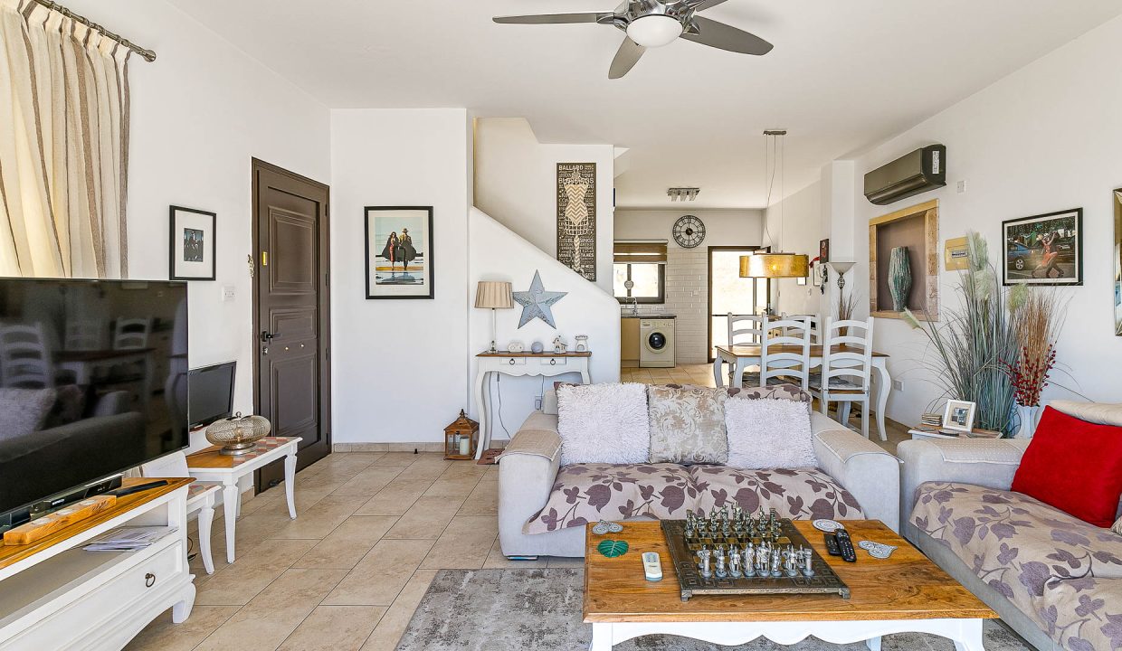 2 Bedroom Townhouse For Sale - Kouklia Village, Paphos: ID 1062 18 - ID 1062 - Comark Estates