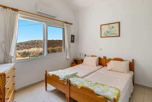 2 Bedroom Bungalow For Sale - Pissouri, Pissouri Bay, Limassol: ID 1067 15 - ID 1067 - Comark Estates