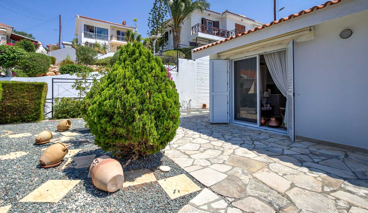 2 Bedroom Bungalow For Sale - Pissouri, Pissouri Bay, Limassol: ID 1067 03 - ID 1067 - Comark Estates