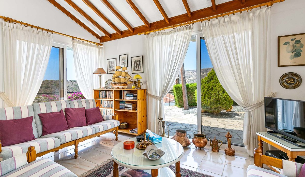 2 Bedroom Bungalow For Sale - Pissouri, Pissouri Bay, Limassol: ID 1067 08 - ID 1067 - Comark Estates