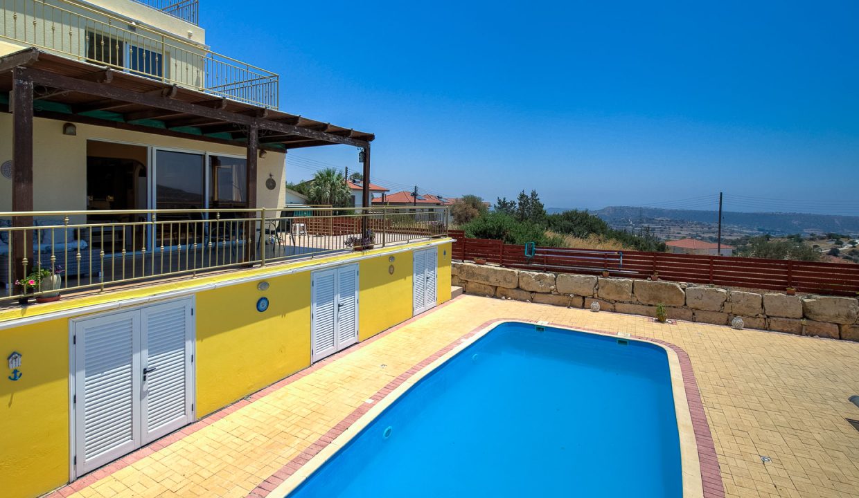 3 Bedroom Villa For Sale - Pissouri, Pissouri Village, Limassol: ID 1068 12 - ID 1068 - Comark Estates