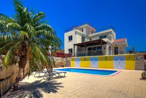 3 Bedroom Villa For Sale - Pissouri, Pissouri Village, Limassol: ID 1068 13 - ID 1068 - Comark Estates