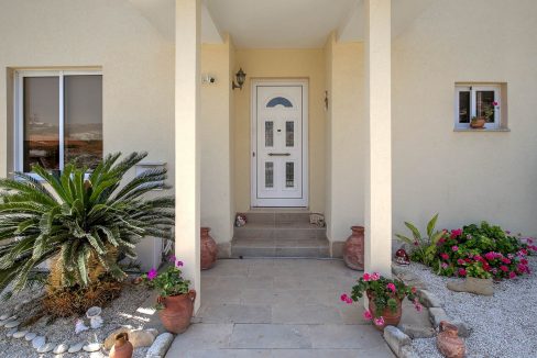 3 Bedroom Villa For Sale - Pissouri, Pissouri Village, Limassol: ID 1068 34 - ID 1068 - Comark Estates