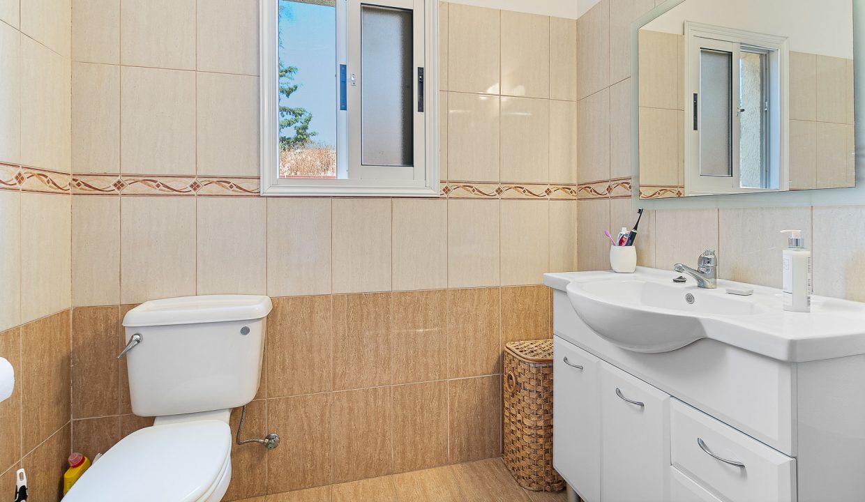 3 Bedroom Villa For Sale - Pissouri, Pissouri Village, Limassol: ID 1068 17 - ID 1068 - Comark Estates