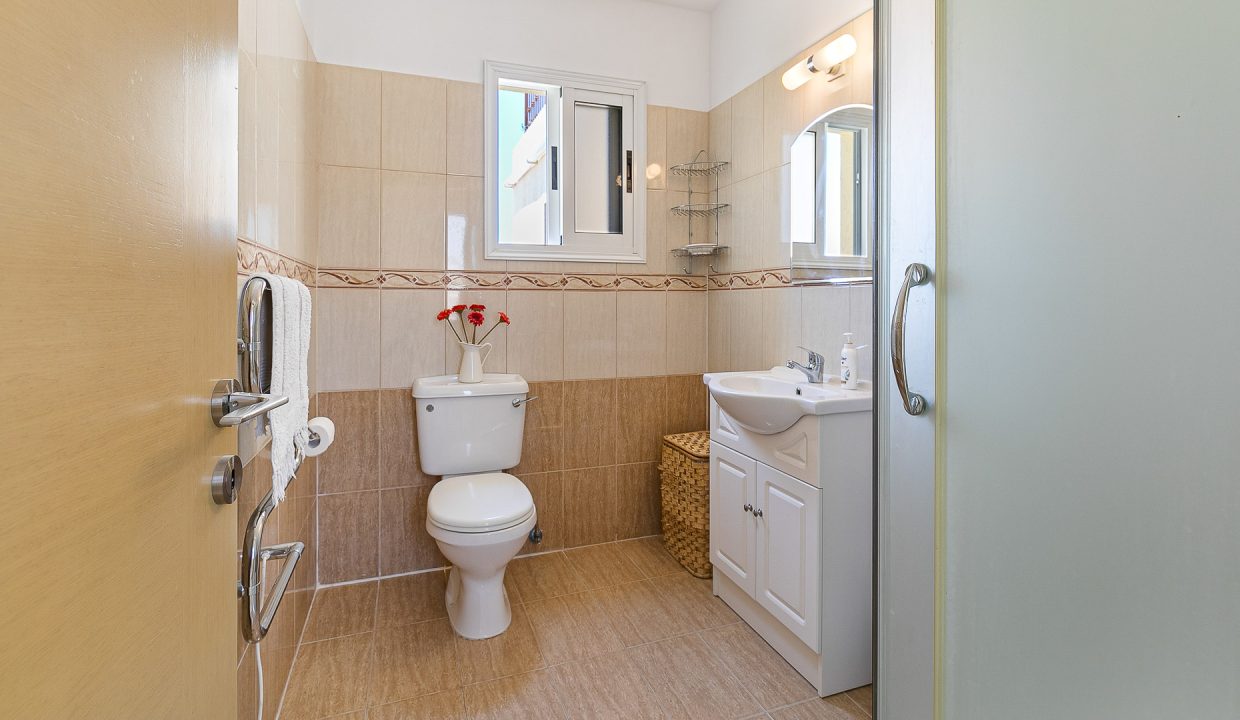 3 Bedroom Villa For Sale - Pissouri, Pissouri Village, Limassol: ID 1068 24 - ID 1068 - Comark Estates