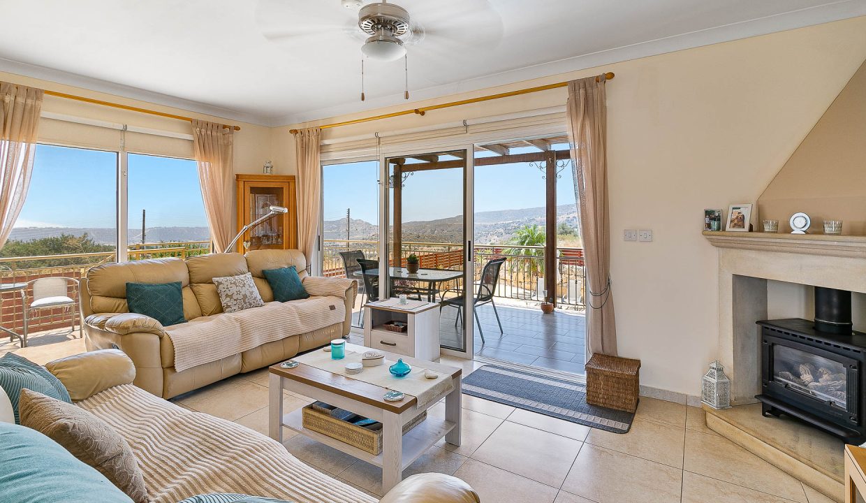 3 Bedroom Villa For Sale - Pissouri, Pissouri Village, Limassol: ID 1068 01 - ID 1068 - Comark Estates