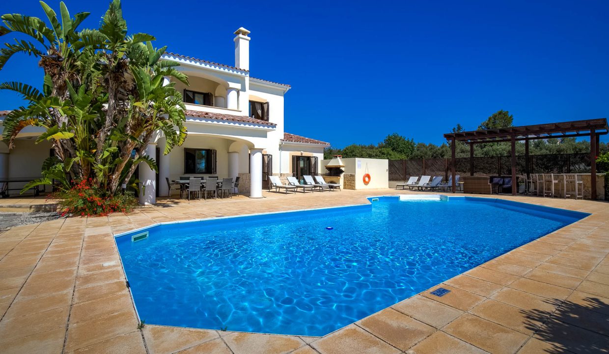4 Bedroom Villa For Sale - Secret Valley/Venus Rock, Kouklia, Paphos: ID 1046 33 - ID 1046 - Comark Estates