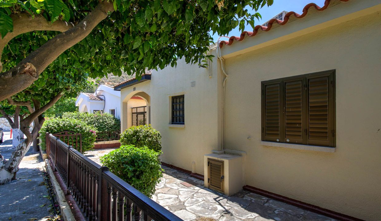 2 Bedroom Bungalow For Sale - Pissouri, Pissouri Bay, Limassol: ID 1087 03 - ID 1087 - Comark Estates