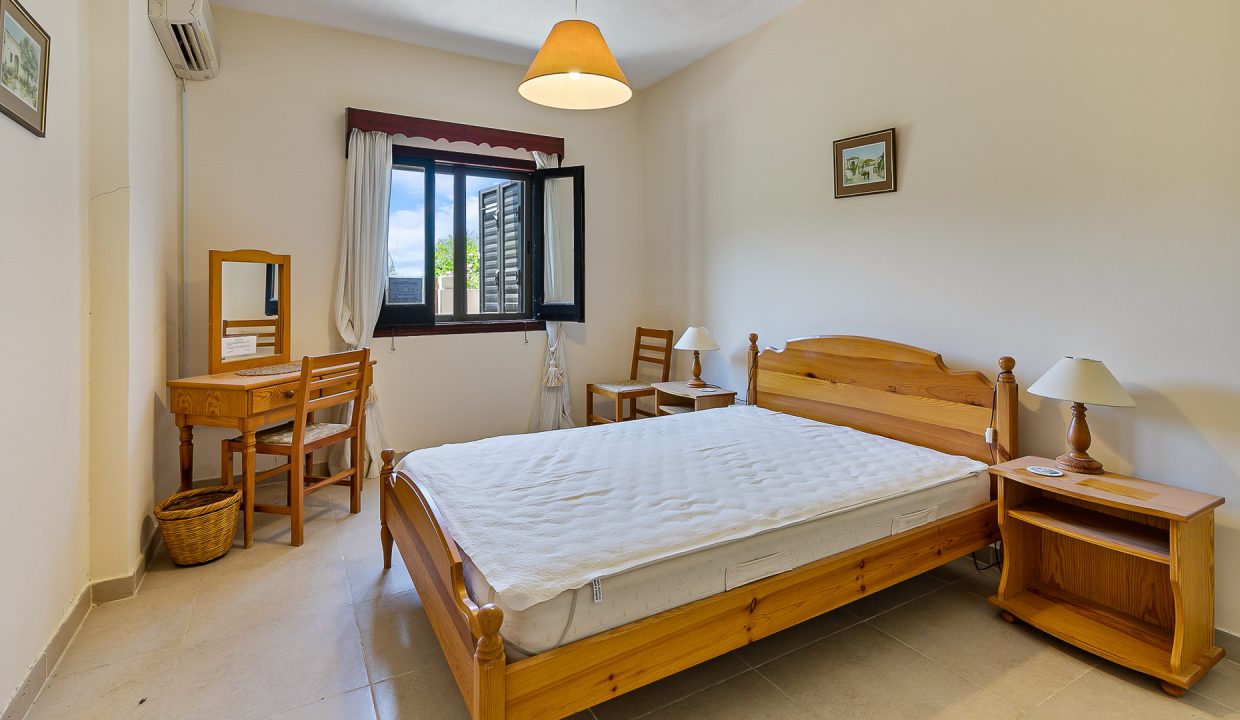 2 Bedroom Bungalow For Sale - Pissouri, Pissouri Bay, Limassol: ID 1087 08 - ID 1087 - Comark Estates