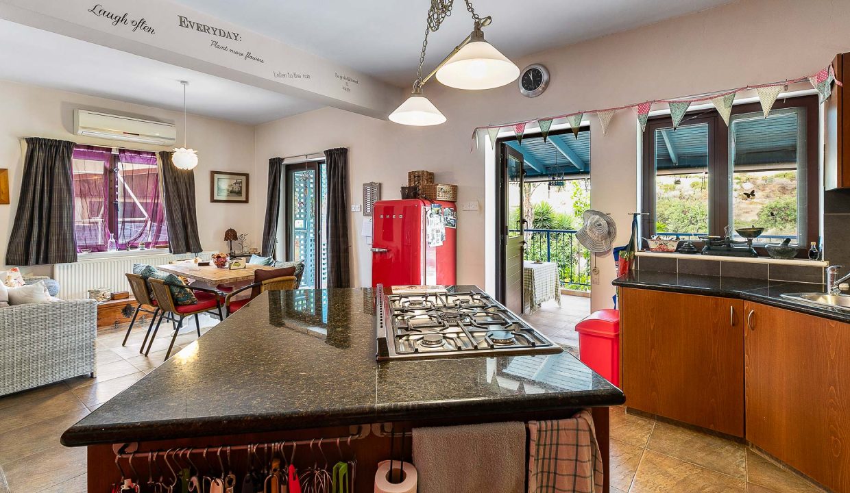 4 Bedroom House For Sale - Palodia Village, Limassol: ID 1081 13 - ID 1081 - Comark Estates