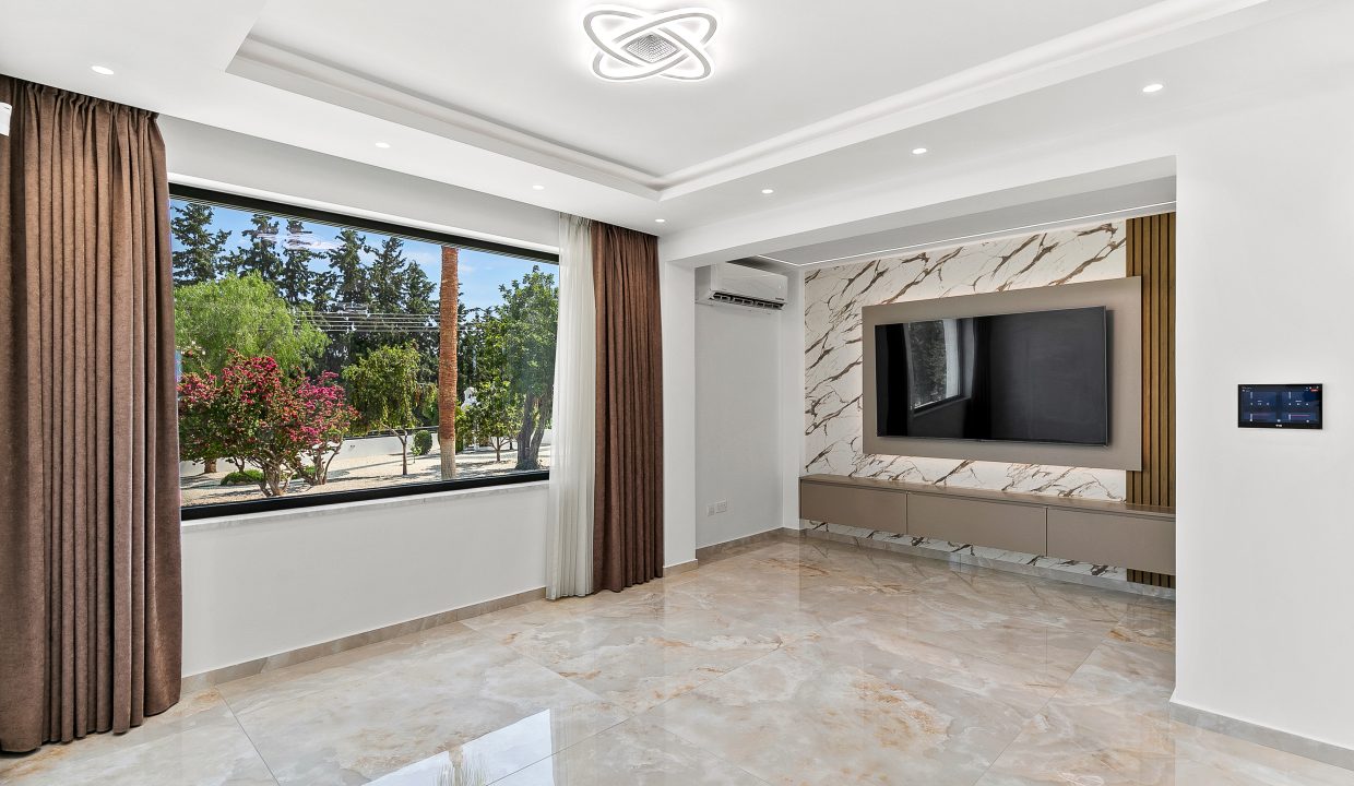 5 Bedroom Villa For Sale - Kouklia, Kouklia Village, Paphos : ID 1086 05 - ID 1086 - Comark Estates