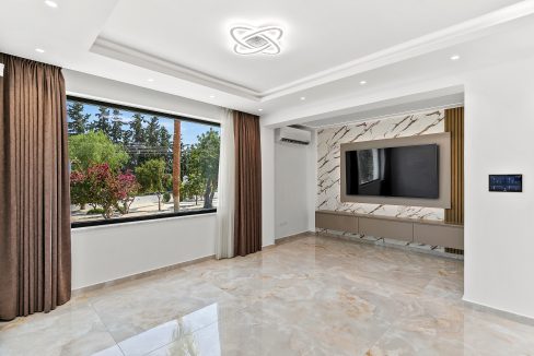 5 Bedroom Villa For Sale - Kouklia, Kouklia Village, Paphos : ID 1086 05 - ID 1086 - Comark Estates