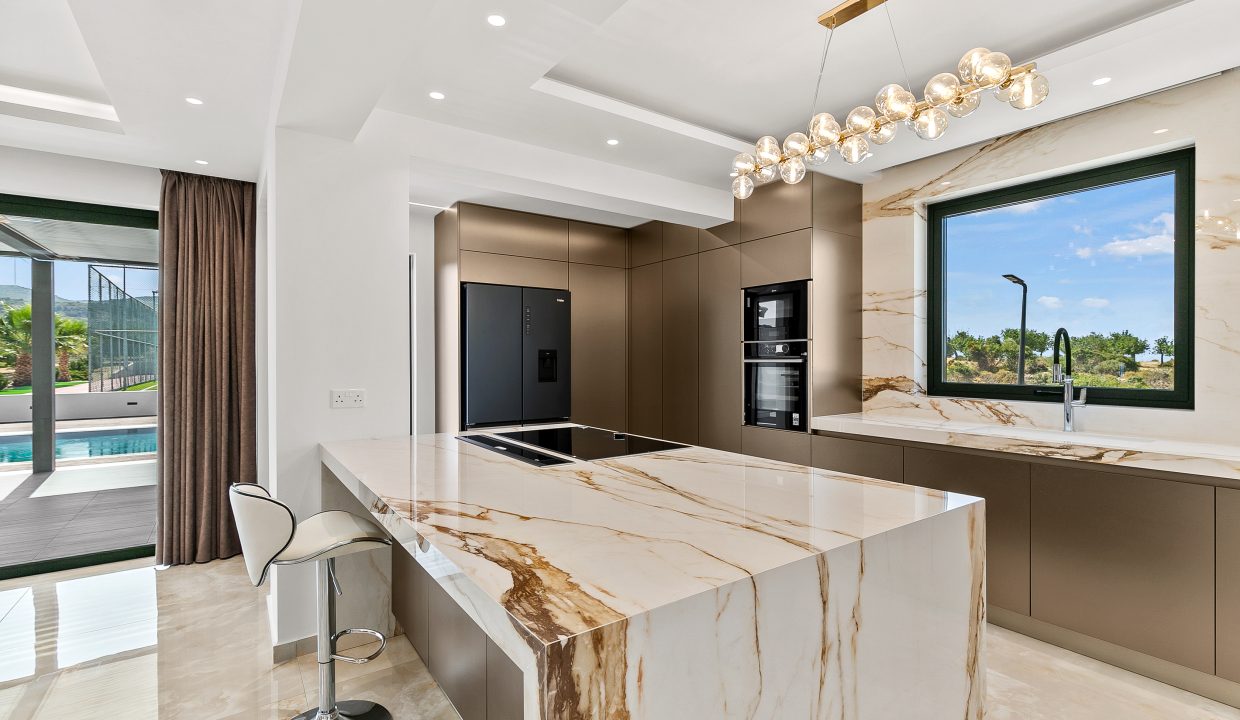 5 Bedroom Villa For Sale - Kouklia, Kouklia Village, Paphos : ID 1086 07 - ID 1086 - Comark Estates