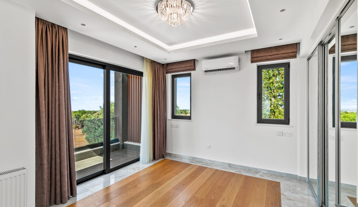 5 Bedroom Villa For Sale - Kouklia, Kouklia Village, Paphos : ID 1086 26 - ID 1086 - Comark Estates