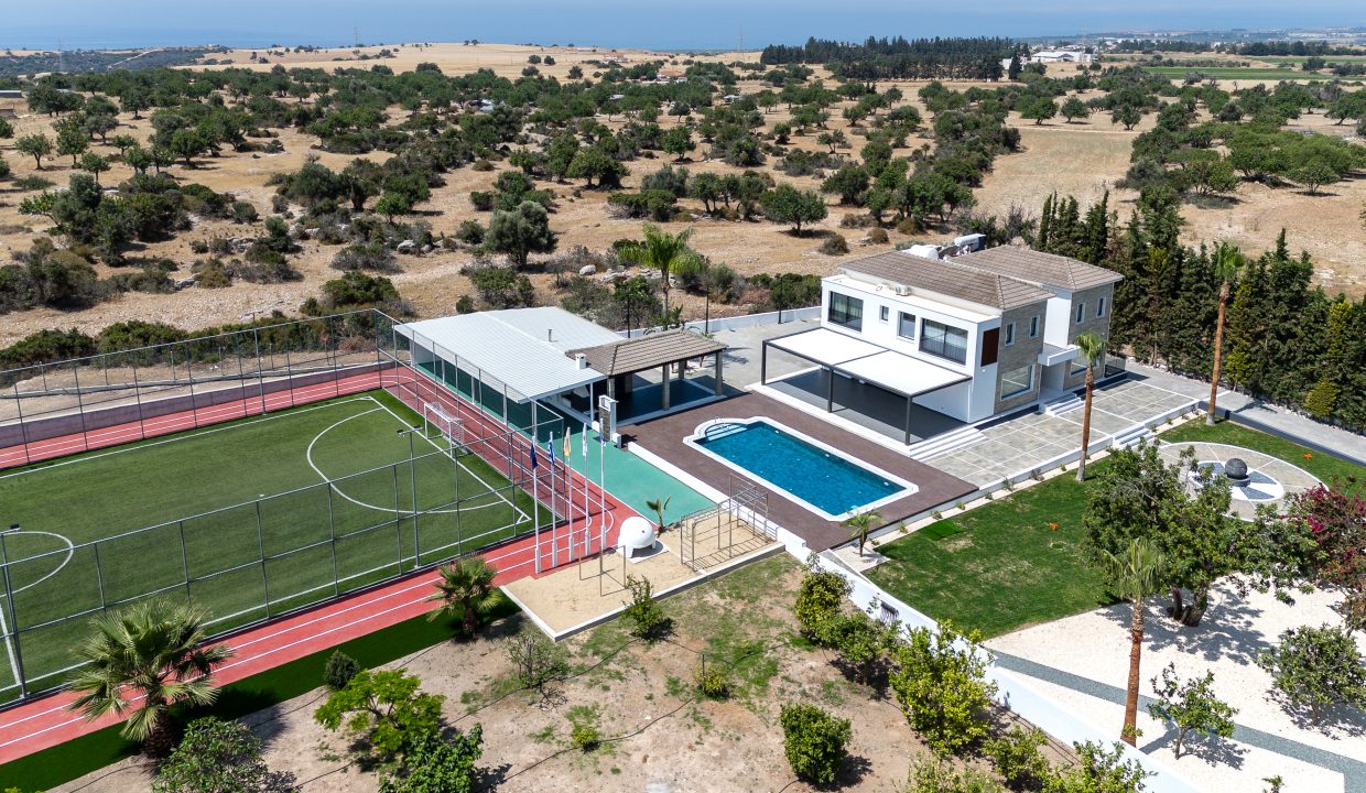 5 Bedroom Villa For Sale - Kouklia, Kouklia Village, Paphos : ID 1086 01 - ID 1086 - Comark Estates