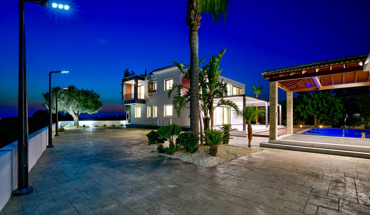 5 Bedroom Villa For Sale - Kouklia, Kouklia Village, Paphos : ID 1086 48 - ID 1086 - Comark Estates