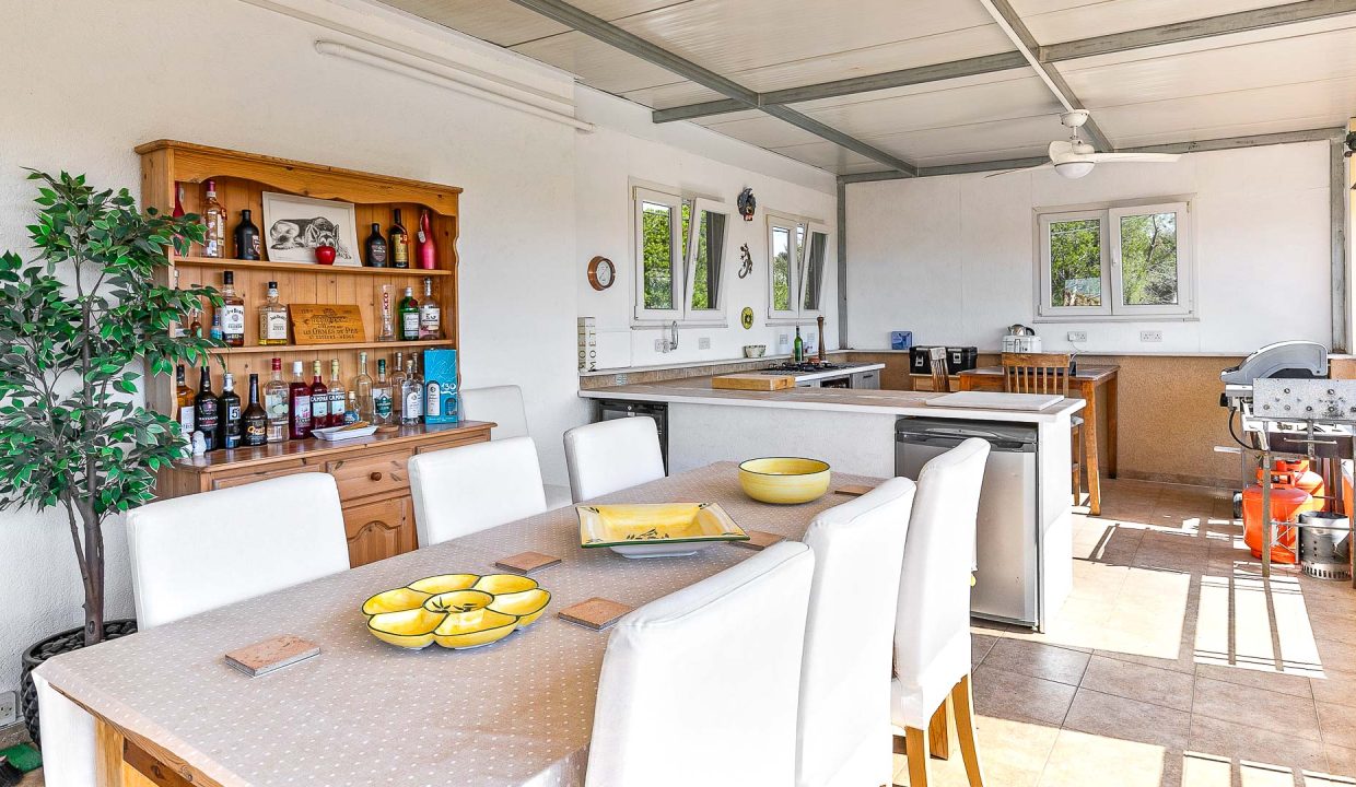 3 Bedroom Villa For Sale - Paramali, Paramali Village, Limassol: ID 1091 34 - ID 1091 - Comark Estates
