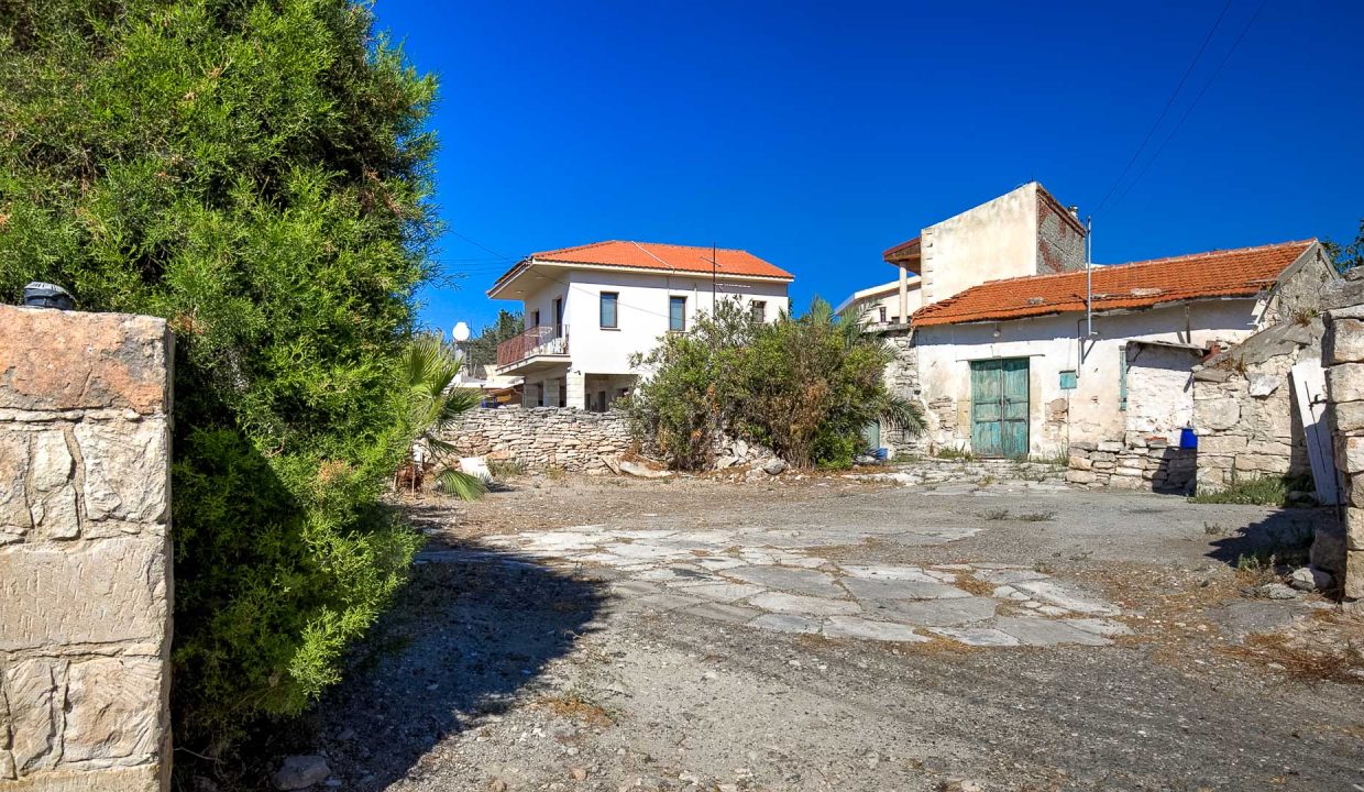 Village House For Sale - Prastio Village, Limassol: ID 1097 01 - ID 1097 - Comark Estates