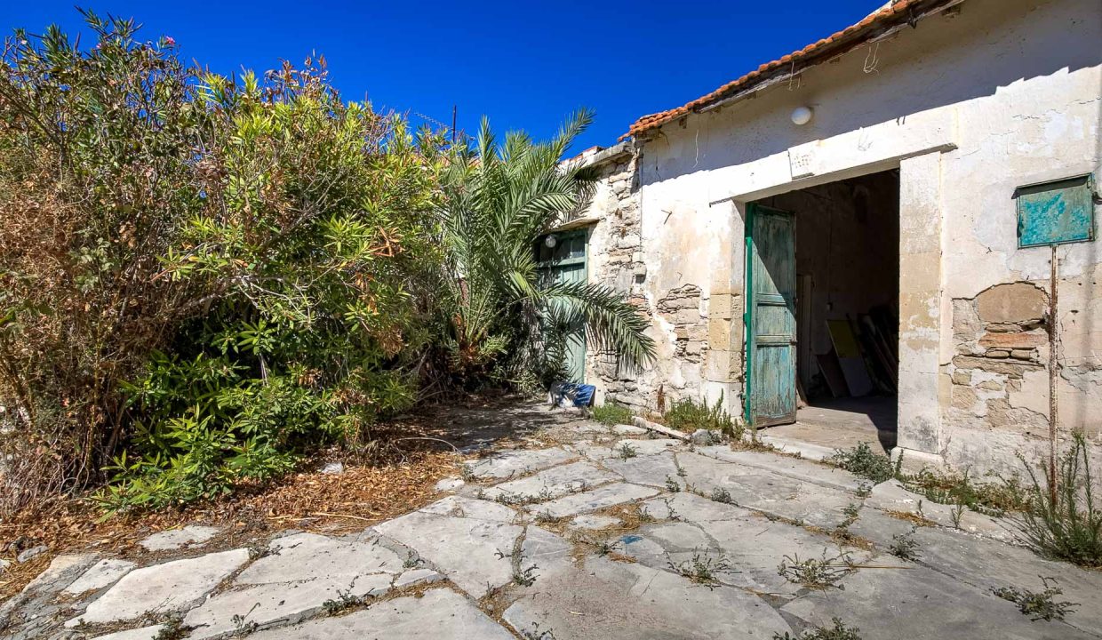 Village House For Sale - Prastio Village, Limassol: ID 1097 04 - ID 1097 - Comark Estates
