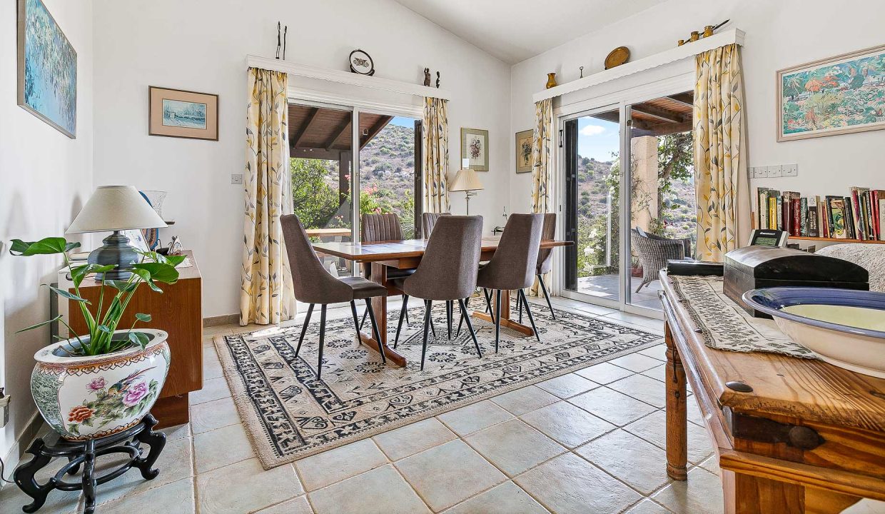 3 Bedroom Bungalow For Sale - Zelemenos, Koil, Tala, Paphos: ID 1093 18 - ID 1093 - Comark Estates